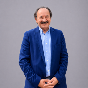 Dr. Juan Abello Romero