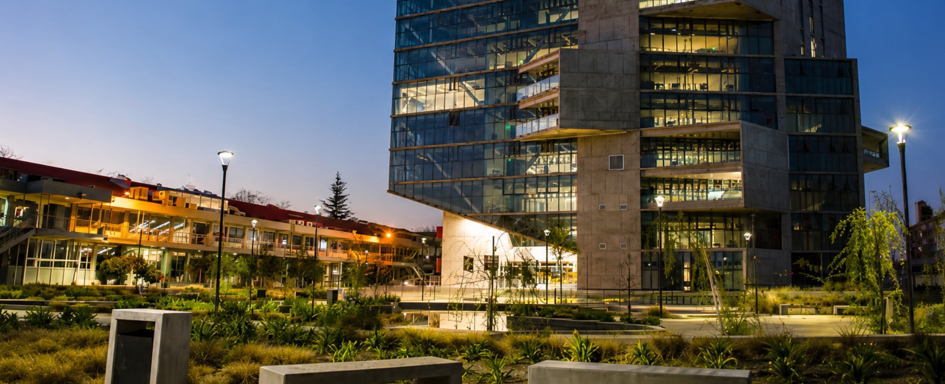 Becas y beneficios